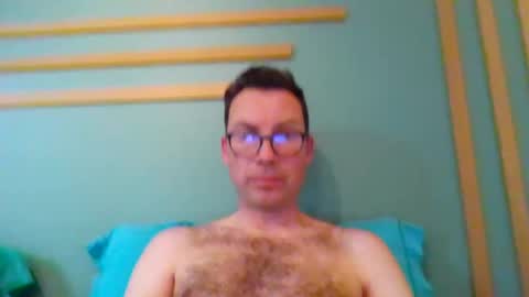 Snapshot of pchittt chatting on 03/09/25, 01:59 pchittt online show from 03/09/25, 01:59