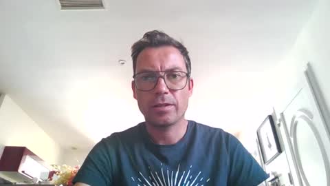 Snapshot of pchittt chatting on 10/13/25, 09:42 pchittt online show from 10/13/25, 09:42