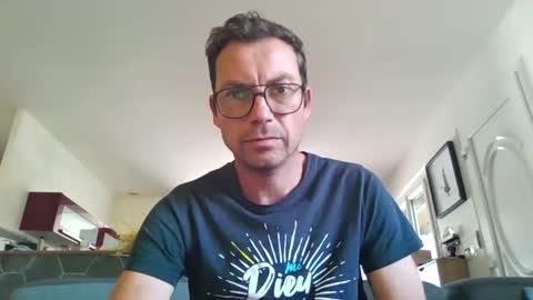 Snapshot of pchittt chatting on 10/23/25, 11:53 pchittt online show from 10/23/25, 11:53