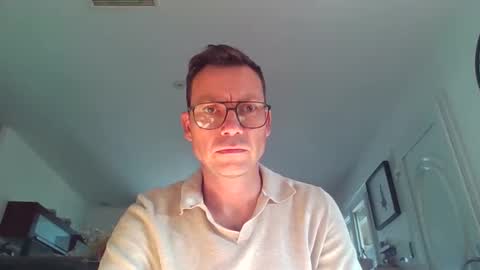 Snapshot of pchittt chatting on 11/08/25, 02:39 pchittt online show from 11/08/25, 02:39