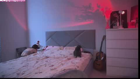 Snapshot of peaceful_oblivion chatting on 03/09/25, 04:33 Sandra Next Stream pm MSK 5 pm UTC1pm EDT online show from 03/09/25, 04:33