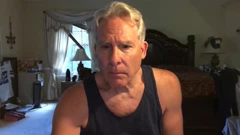 Snapshot of peacemakerone1 chatting on 09/21/25, 08:43 peacemakerone1 online show from 09/21/25, 08:43