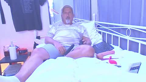 Snapshot of peacetous chatting on 12/21/24, 11:22 Marc online show from 12/21/24, 11:22