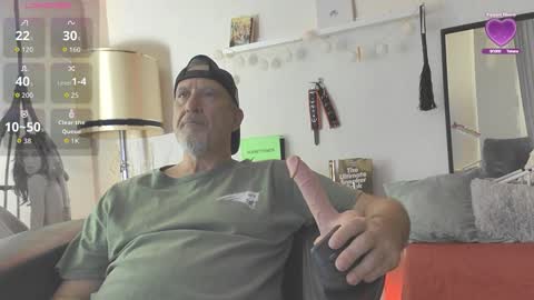 Snapshot of peacetous chatting on 02/21/26, 05:19 Marc online show from 02/21/26, 05:19