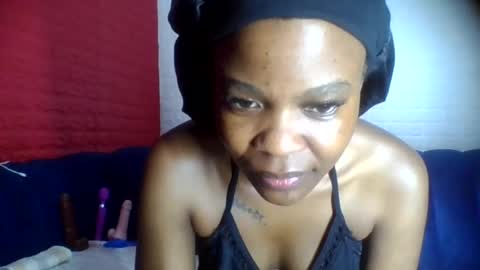 peach_melbah online show from 06/18/26, 09:14