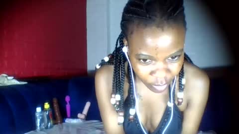 peach_melbah online show from 06/25/26, 07:35