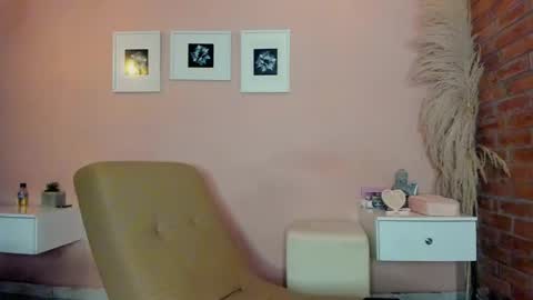 Snapshot of peach_tyron chatting on 02/04/25, 01:45 peach tyron online show from 02/04/25, 01:45