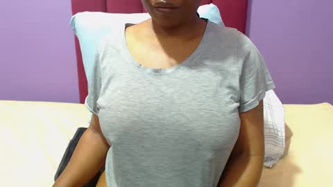 Snapshot of peachassxx chatting on 01/23/25, 06:28 peachy online show from 01/23/25, 06:28