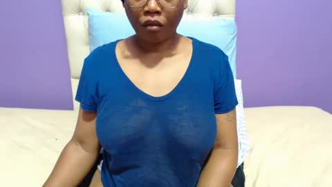 Snapshot of peachassxx chatting on 02/09/25, 03:12 peachy online show from 02/09/25, 03:12