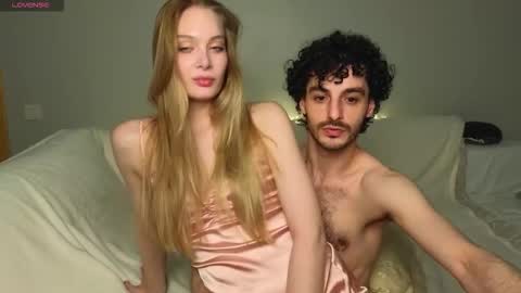 Snapshot of peachcreamcouple chatting on 10/19/25, 11:00 Lexy Peach online show from 10/19/25, 11:00