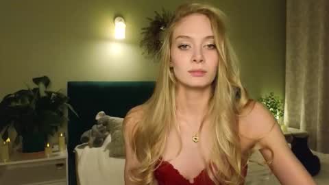 Snapshot of peachcreamcouple chatting on 01/11/26, 06:57 Lexy Peach online show from 01/11/26, 06:57