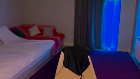 Snapshot of peachcreamcouple chatting on 03/21/26, 08:23 Lexy Peach online show from 03/21/26, 08:23