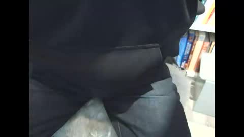 Snapshot of peacheshubby chatting on 03/10/26, 08:36 hard4u online show from 03/10/26, 08:36