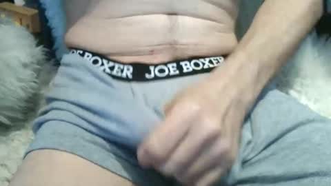 Snapshot of peacheshubby chatting on 04/05/26, 04:48 hard4u online show from 04/05/26, 04:48