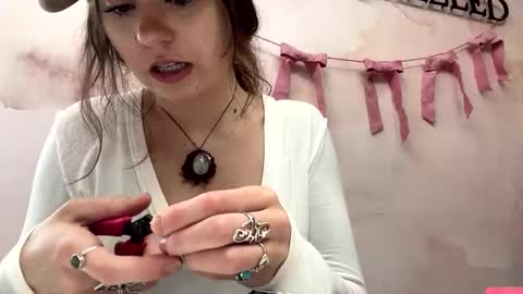 peachesncreampiezz online show from 05/02/26, 06:57
