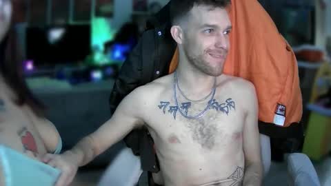 Snapshot of peachinakevic chatting on 11/17/25, 06:19 peachinakevic online show from 11/17/25, 06:19