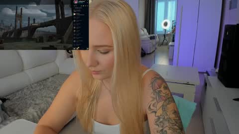 Snapshot of peachju1cy chatting on 12/27/24, 06:35 peachju1cy online show from 12/27/24, 06:35