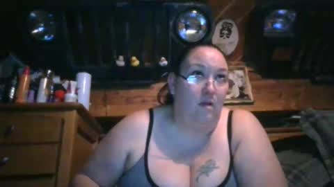 Snapshot of peachtree197 chatting on 02/26/25, 03:42 peachtree197 online show from 02/26/25, 03:42