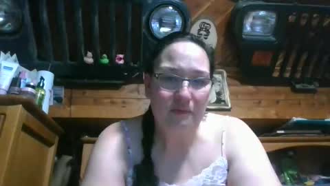 Snapshot of peachtree197 chatting on 03/26/26, 01:22 peachtree197 online show from 03/26/26, 01:22