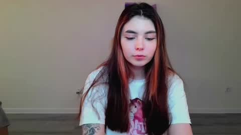 Snapshot of peachybabe__ chatting on 02/24/25, 02:37 Peachy online show from 02/24/25, 02:37