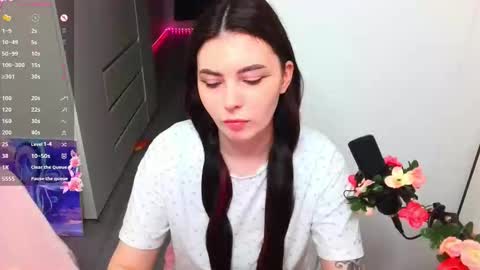 Snapshot of peachybabe__ chatting on 03/17/26, 06:33 Peachy online show from 03/17/26, 06:33