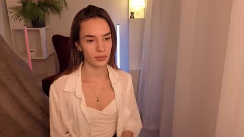 Sun  online show from 12/04/25, 06:01