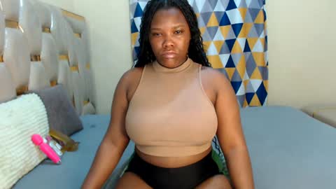 Snapshot of peachygirl255 chatting on 06/24/26, 09:14 Peachy online show from 06/24/26, 09:14
