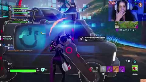 Snapshot of peachykeentv chatting on 01/22/25, 06:52 PeachyKeenTV online show from 01/22/25, 06:52