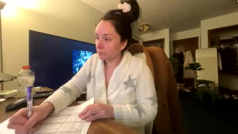 Snapshot of peachyxobsession chatting on 02/12/26, 02:06 PeachyObsession online show from 02/12/26, 02:06