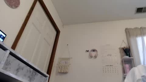 kat online show from 12/15/24, 03:42