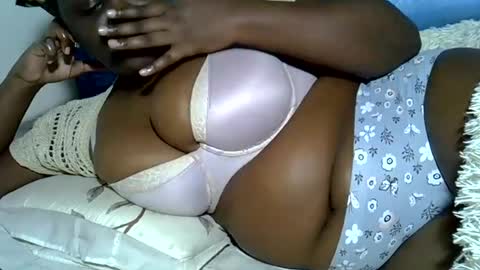 Keci online show from 07/25/26, 05:43