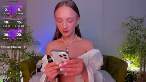 Sex Leah online show from 06/11/26, 01:05
