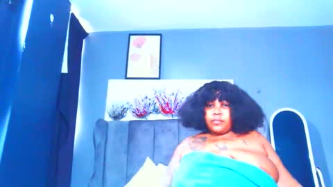 Pearl online show from 09/17/25, 12:18