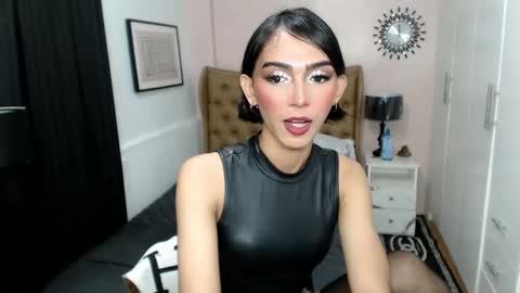 Pearl online show from 02/13/25, 04:43