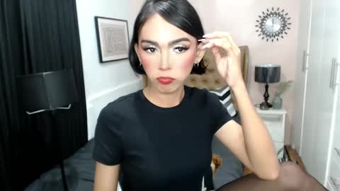 Pearl online show from 02/23/25, 09:05