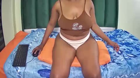 pearlx_ online show from 12/14/25, 08:13