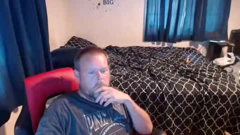 pecker40 online show from 09/15/25, 07:25
