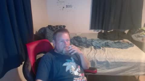 Snapshot of pecker40 chatting on 05/11/26, 02:50 pecker40 online show from 05/11/26, 02:50