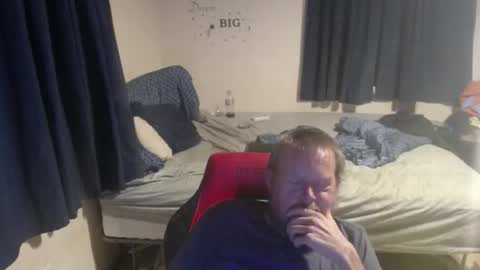 Snapshot of pecker40 chatting on 05/26/26, 01:56 pecker40 online show from 05/26/26, 01:56