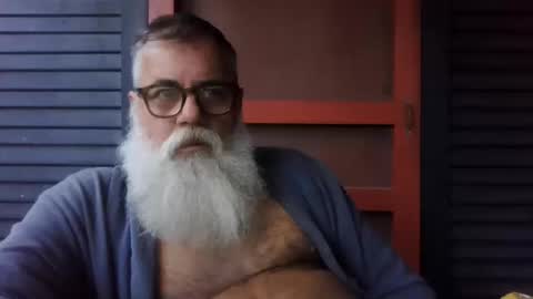 Snapshot of pecos8686 chatting on 10/11/25, 01:53 pecos8686 online show from 10/11/25, 01:53