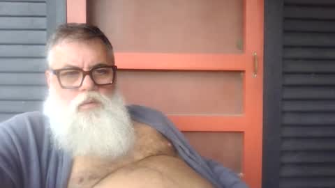 Snapshot of pecos8686 chatting on 03/04/26, 04:02 pecos8686 online show from 03/04/26, 04:02