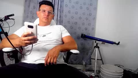 Pedro online show from 09/11/25, 10:54