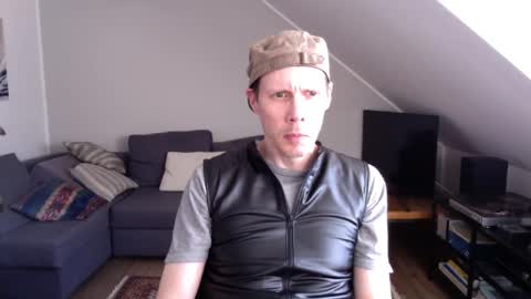 Arno online show from 03/09/25, 03:05