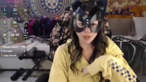 Snapshot of peekclimaxxx chatting on 01/16/25, 02:51 NEXT CHILL SESH  1130 930pm -ish PEEK online show from 01/16/25, 02:51