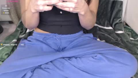 Snapshot of peekclimaxxx chatting on 02/08/25, 04:14 NEXT CHILL SESH  1130 930pm -ish PEEK online show from 02/08/25, 04:14
