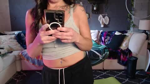 NEXT CHILL SESH  1130 930pm -ish PEEK online show from 12/16/25, 03:17