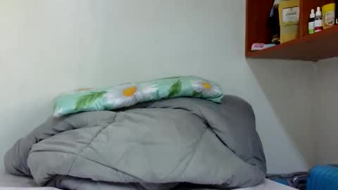 Snapshot of peekyshams chatting on 10/02/25, 10:00 peekyshams online show from 10/02/25, 10:00