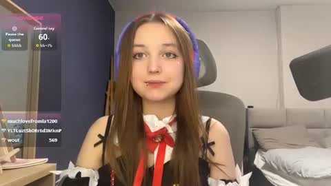 Snapshot of peepapa chatting on 07/22/26, 07:16 Luna Vale online show from 07/22/26, 07:16