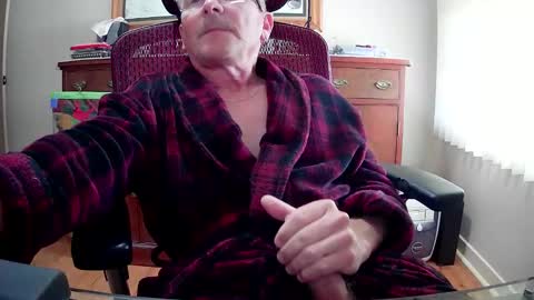 Snapshot of peepingmale chatting on 11/29/25, 01:58 peepingmale online show from 11/29/25, 01:58