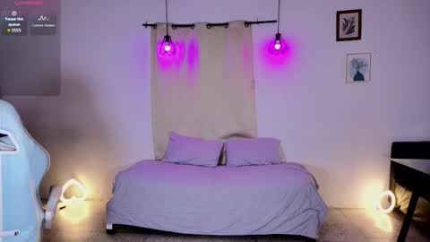 peggy-funn online show from 09/22/25, 11:18